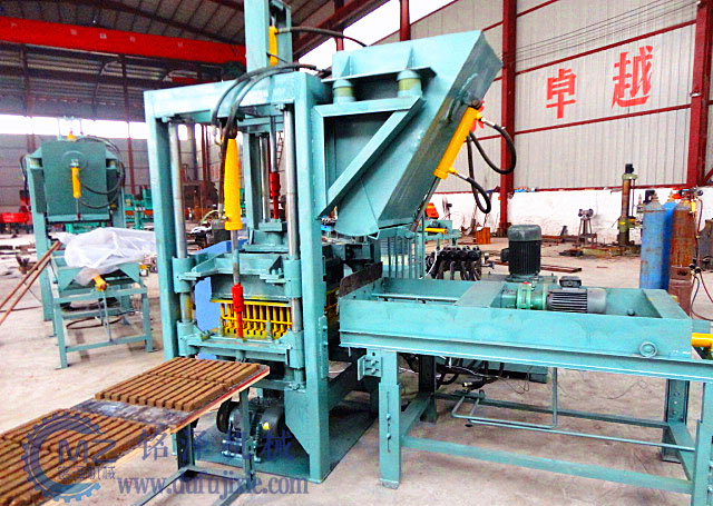 橋梁梅花墊塊機(jī)