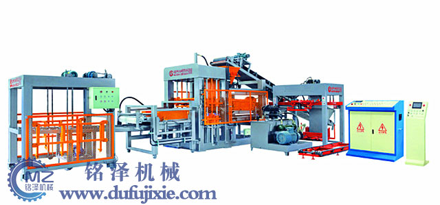 一套大型水泥磚機(jī)包括哪些設(shè)備