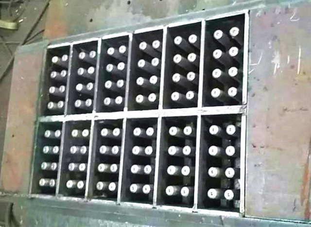 透水磚機模具安裝